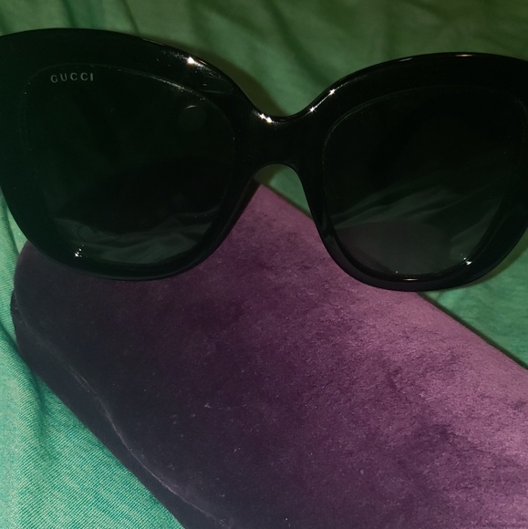 Sunglasses - Picture 2 of 5